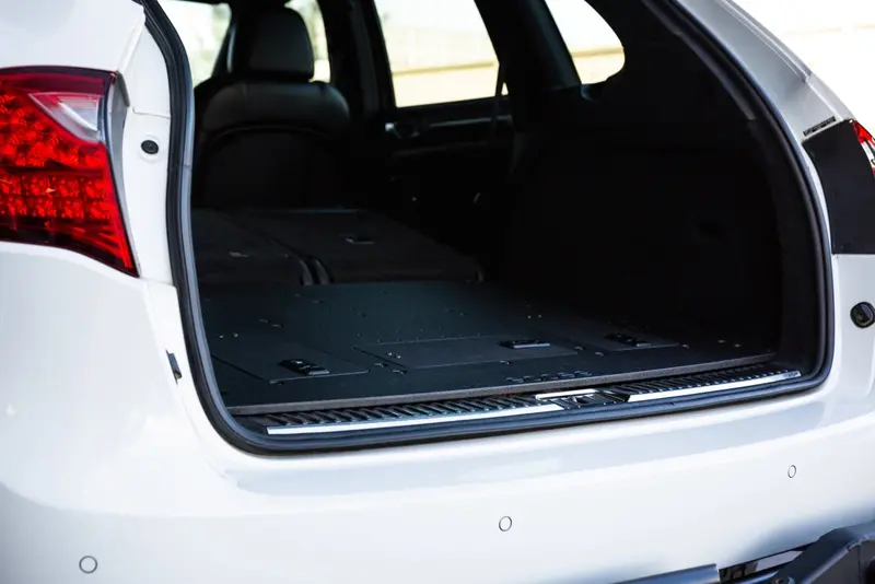 Porsche Cayenne Rear Structural Plate System (2011–2017, 2Nd Gen) 1