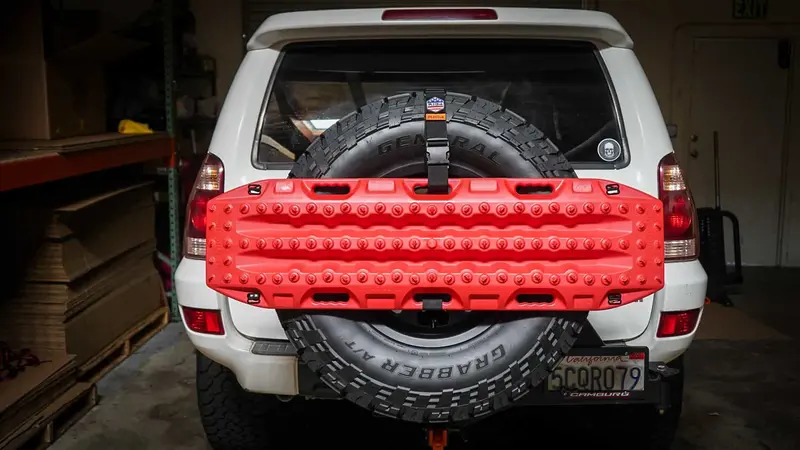 Rigd Trailstraps – Heavy-Duty Adjustable Tie-Down Straps 1