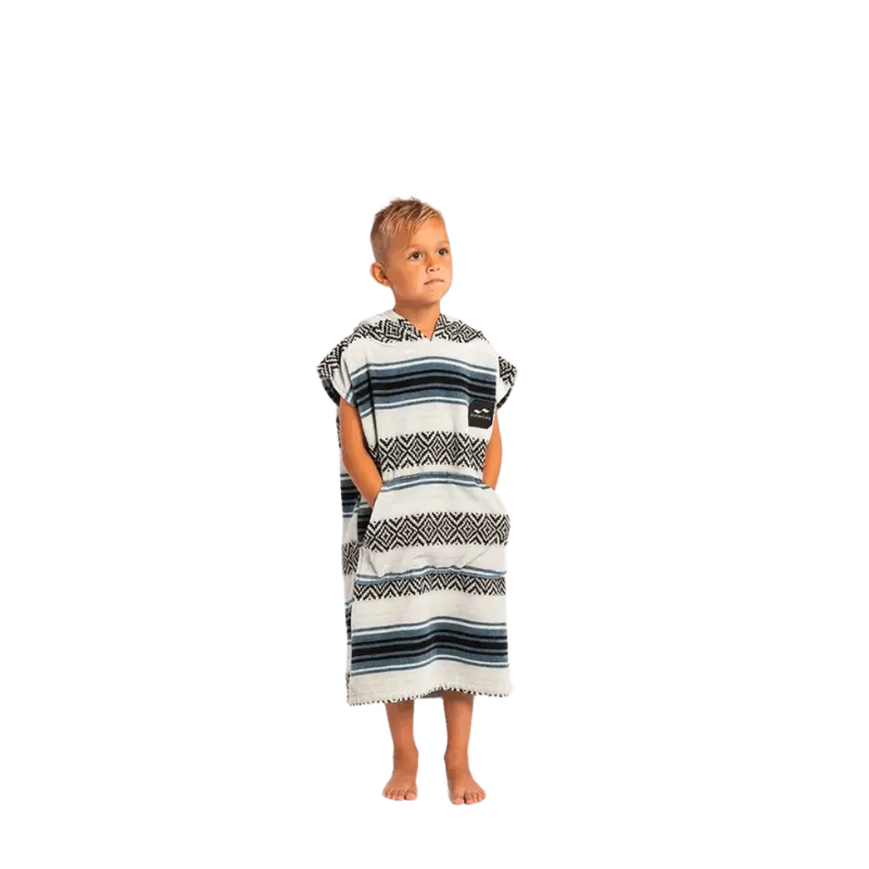 Slowtide Kids’ Osos Pattern Changing Poncho 1