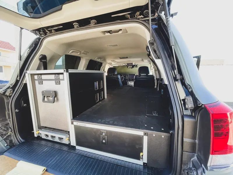 Toyota Land Cruiser 200-Series (2008–2021) Single Drawer With Custom Top Plate – 19.1875" W × 9.5" H × 40" D 1